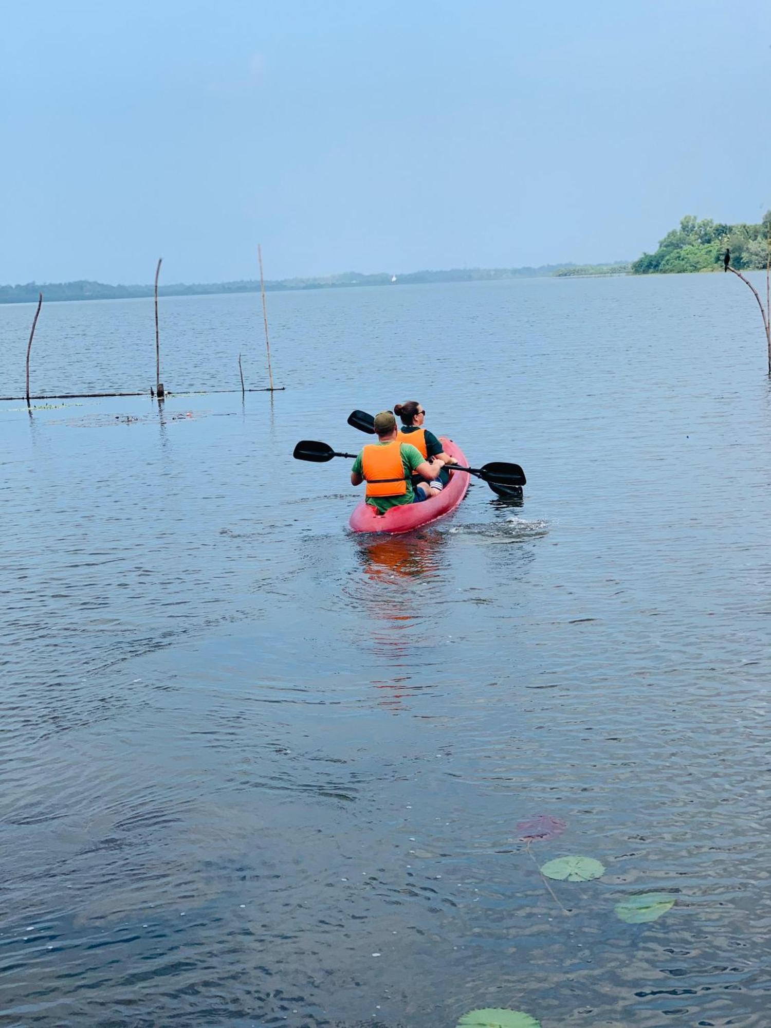 Lake Resort Bolgoda Wadduwa Exteriör bild