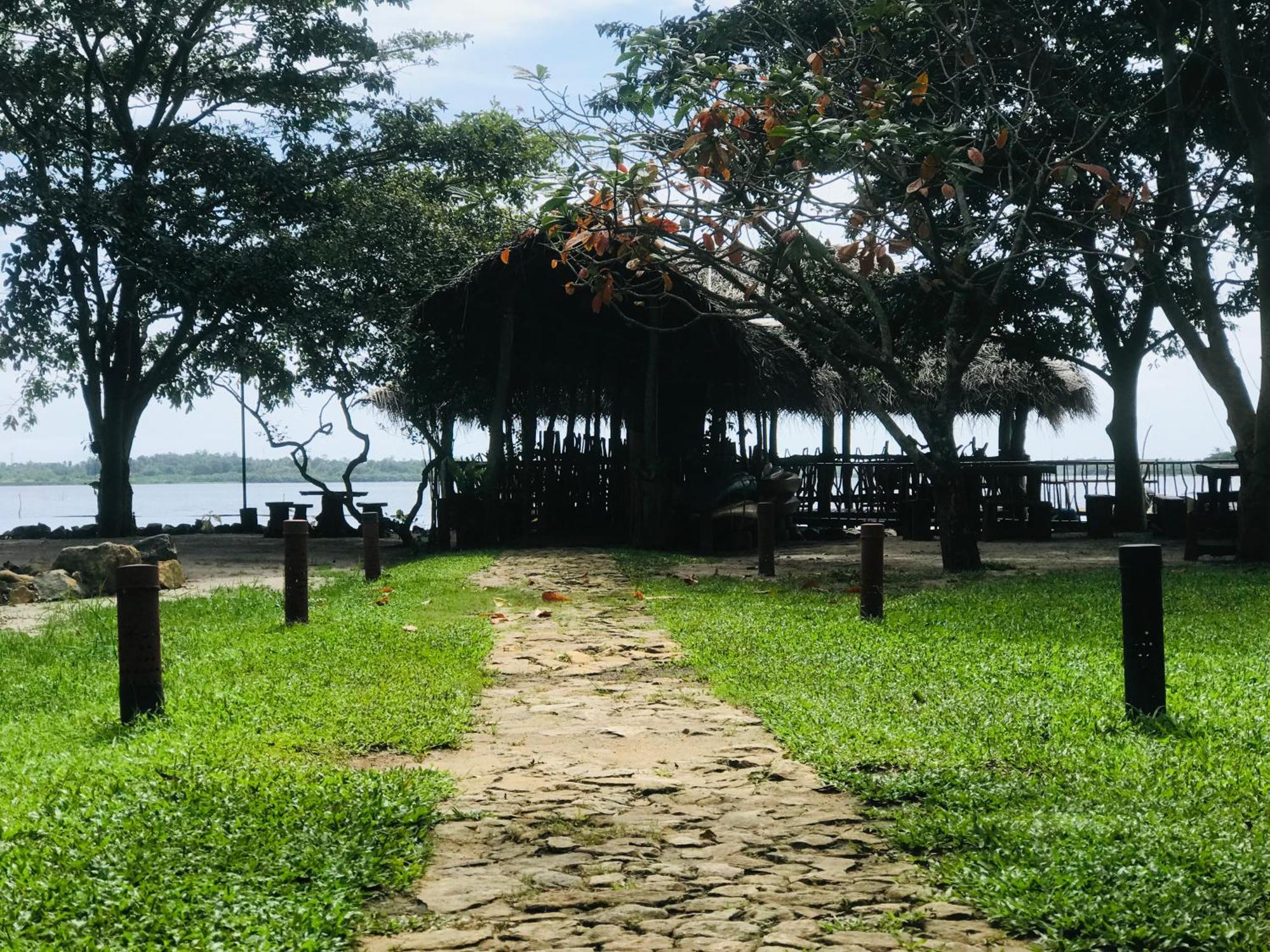 Lake Resort Bolgoda Wadduwa Exteriör bild